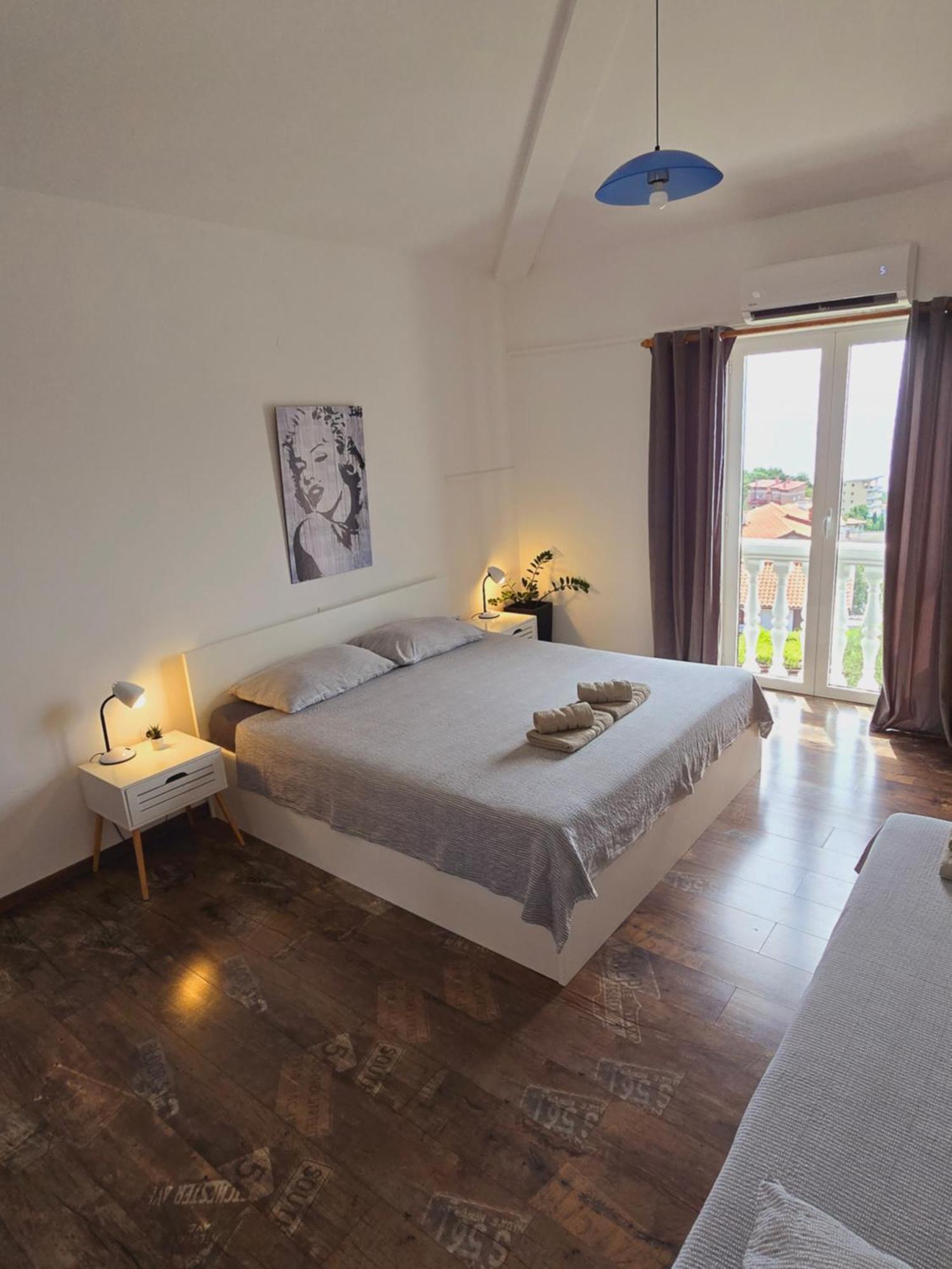 Kolmanic, Sea View, Free Privat Parking Apartment *